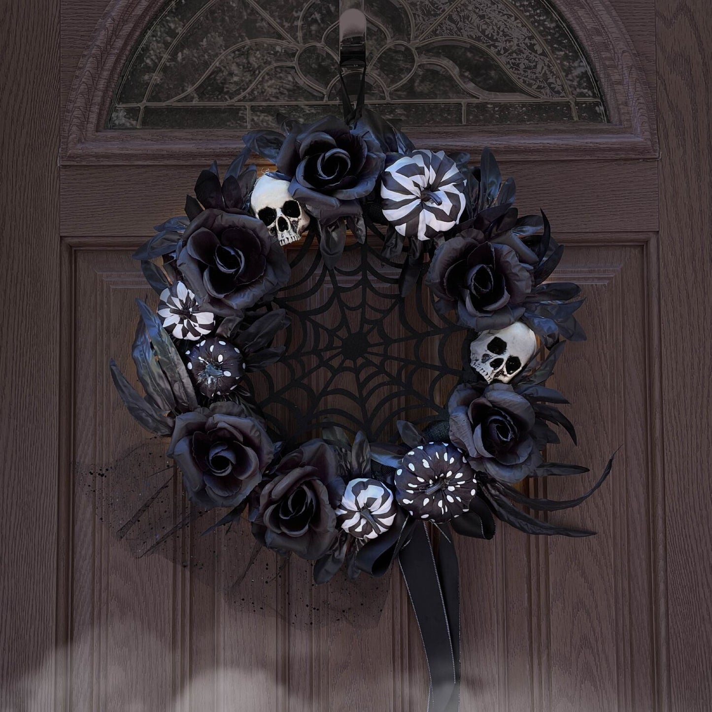 15 in Halloween Black and White Floral Wreath with Pumpkins, Skulls, and Spiderweb for Haunted House Hanging Decoration, HHSPD-2WRTH
